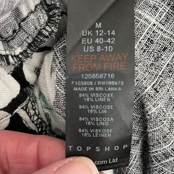 Topshop Black Daisy Floral Linen Long Sleeve V-Neck Short Romper 8/10 Medium NWT - Picture 12 of 14